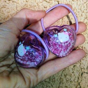 Sanrio Hello Kitty heart shaped bead shaker ponytail holders